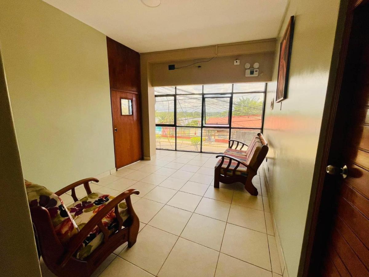 Alojamiento Tahuari Iquitos Extérieur photo