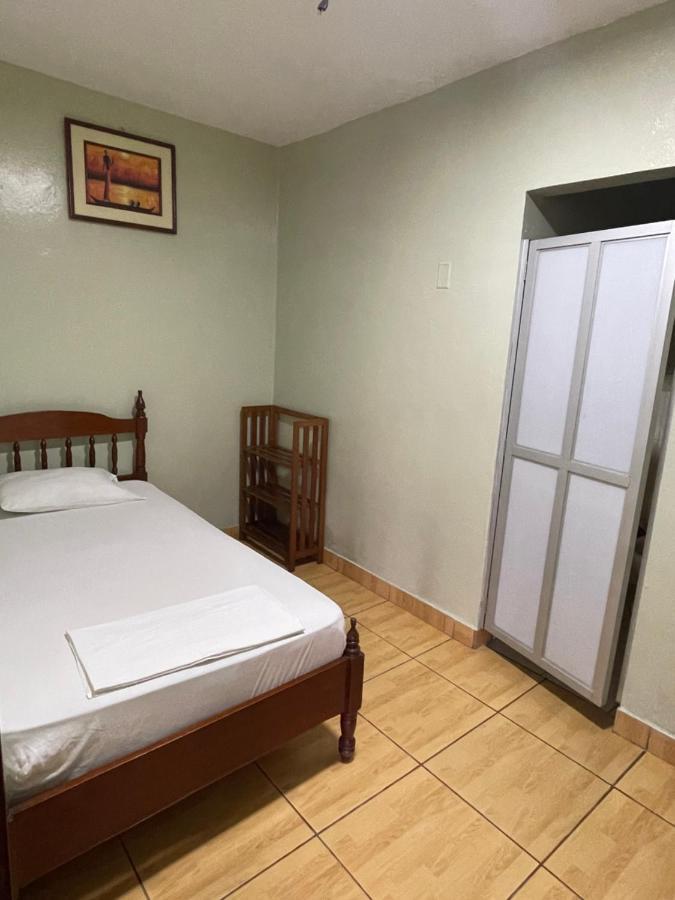 Alojamiento Tahuari Iquitos Extérieur photo
