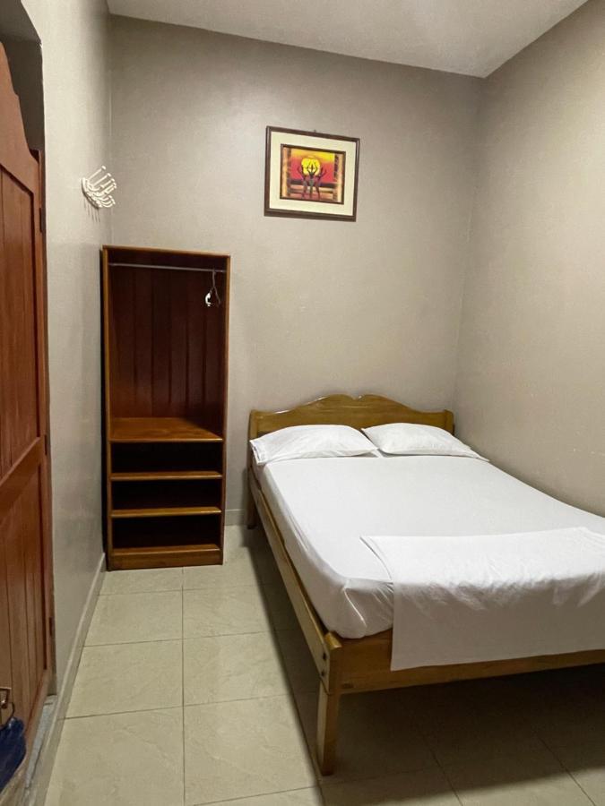 Alojamiento Tahuari Iquitos Extérieur photo