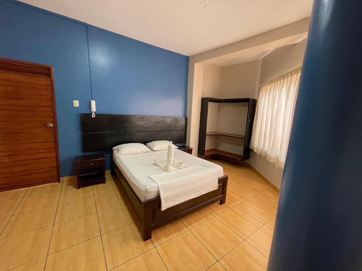 Alojamiento Tahuari Iquitos Extérieur photo